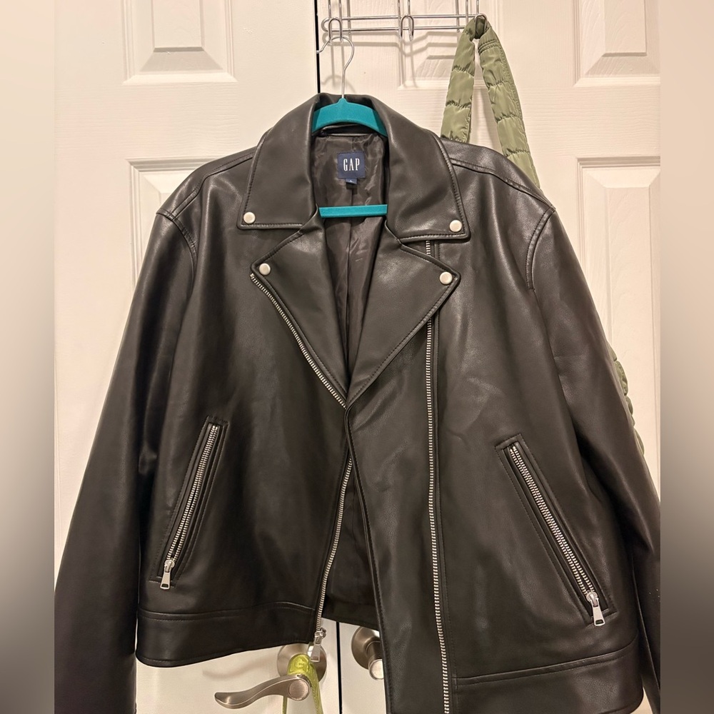 GAP woman’s  black Leather Biker Jacket